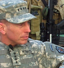 MNF-I Commanding General (3rd) General David Petraeus (Version 2)